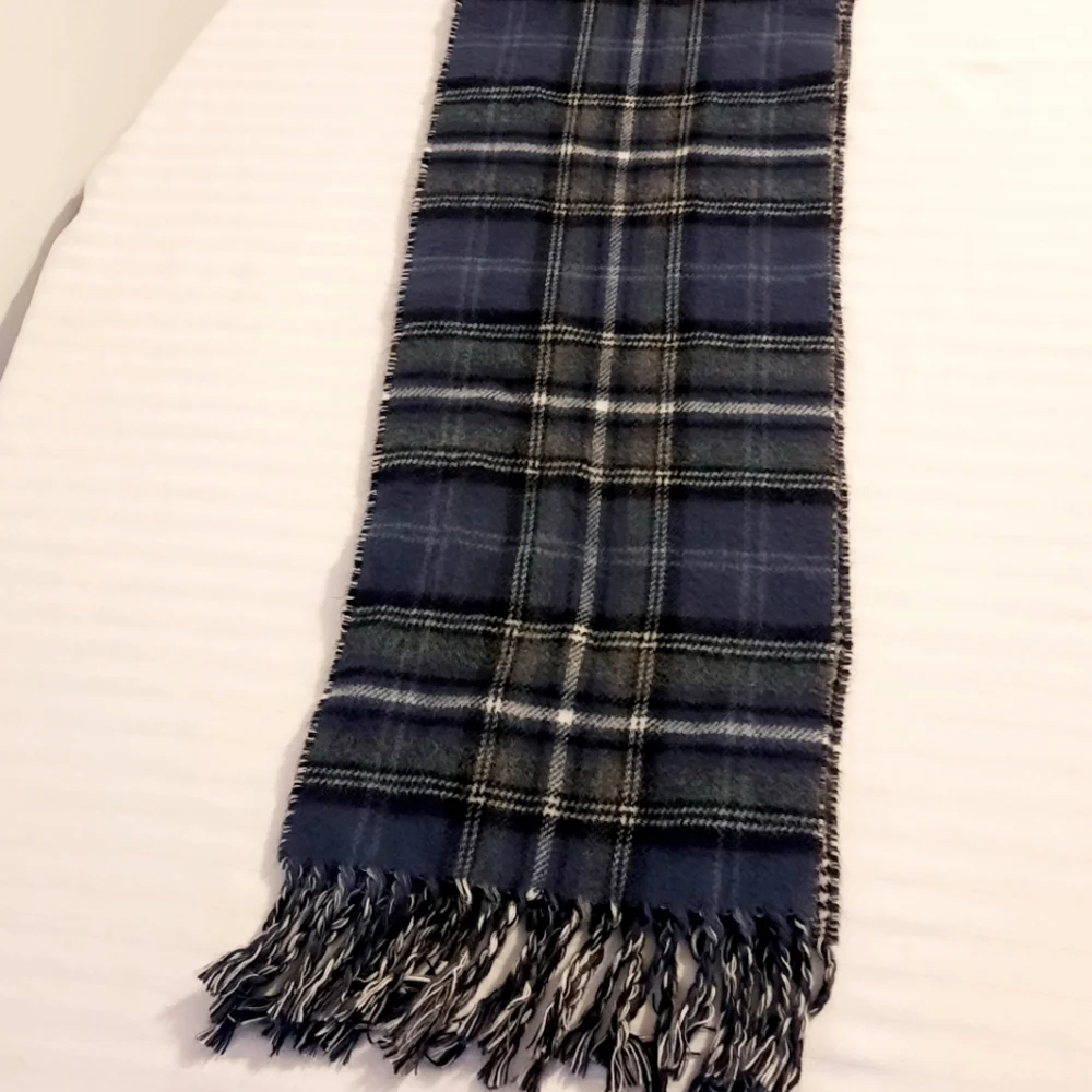 Chaps plaid scarf